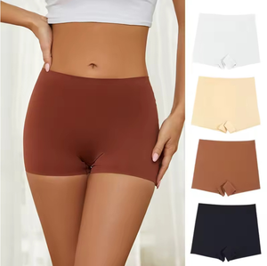 Mutande Boxer Donna Senza Cuciture in Seta Ghiaccio Antiabbagliamento Quattro Angoli - Nuovi Pantaloncini di Sicurezza Donna - Product Image 1