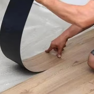 Keo tùy chỉnh dưới sàn vinyl có độ bóng cao, sàn Tự dính, Sàn nhựa Vinyl cho biệt thự - Product Image 2