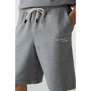 Conjunto de Pantalones Cortos Bordados de Corte Holgado en Mezcla de Algodón Gris Melange para Hombre Air Jones - Conjunto de Dos Piezas Cómodo e Informal - Product Image 3