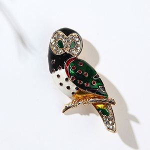 เข็มกลัดรูปนกฮูกสีเขียวสดใสสำหรับคู่รักการแต่งงานของเด็ก - Product Image 5