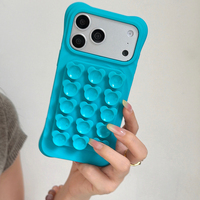 Coque de téléphone en silicone souple pour iPhone 17 Pro Max avec support magnétique en forme d'ours mignon, accessoire pour selfie, modèle Boyang