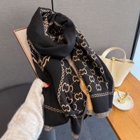 2025 Style européen femmes hiver écharpe lumière luxe Double face couleur bloquant bouclier lettre CC Jacquard chaud glands châles