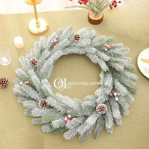 Guirlandes de Noël floquées blanches très vendues, couronnes de sapins avec pommes de pin, couronnes personnalisées pour la décoration intérieure - Product Image 2