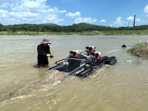 8 inch xách tay vàng NẠO VÉT vàng thiết bị khai thác mỏ dưới nước <span class=keywords><strong>sluice</strong></span> hộp giá nhà máy tốt - Product Image 6