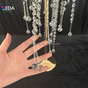 Centro de Mesa LEDA Crystal Cascade, Soporte de Metal Dorado para Decoración de Mesa de Boda, Decoración Elegante para Fiestas - Product Image 2