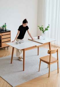 Demi-<span class=keywords><strong>maison</strong></span> vente directe d'usine Table à manger pliante en bois massif ensemble avec 6 chaises rétractables Mobilier de <span class=keywords><strong>maison</strong></span> peu encombrant - Product Image 2