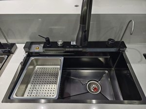 Éviers de cuisine multifonctionnels de luxe modernes intelligents noirs à haute pression en acier inoxydable 304 avec affichage numérique - Product Image 4