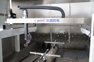 Máquina de Pulverización Automática de 5 Ejes, Máquina de Pulverización de Pintura Recíproca <span class=keywords><strong>para</strong></span> Electrodomésticos y Carcasas de 3C, <span class=keywords><strong>Equipo</strong></span> de Recubrimiento de Laca UV PU - Product Image 6