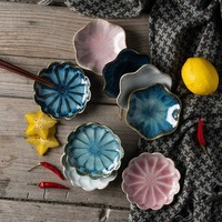 Piring Saus Keramik Gaya Jepang dengan Lapisan Bawah Kiln-Changed Glaze, Aman untuk Microwave, Bentuk Tidak Beraturan, Motif Tanaman, Ukuran Kecil