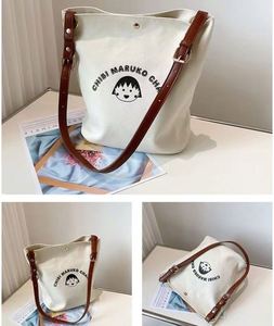 กระเป๋าผ้าแคนวาสลายยูนีค สไมล์ พริ้นท์ ดรีมเมอร์ ปรับแต่งโลโก้ได้สำหรับผู้หญิง - Product Image 4