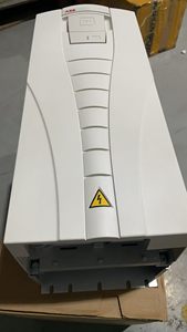 ACS550-01-195A-4 ACS550 ซีรีส์ 90 กิโลวัตต์ สำหรับงานหนัก 110 กิโลวัตต์ สำหรับงานเบา 380-480 โวลต์ PLC - Product Image 1