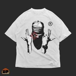 T-Shirt Unisex Oversize con Grafica Maschera, Stile Monocromatico Grunge Punk Streetwear Y2K Skater - Product Image 1