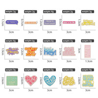 Usine de haute qualité en gros logo personnalisé texte lettres personnalité Badges en métal mignon épingles personnalisées épingles en émail dur doux