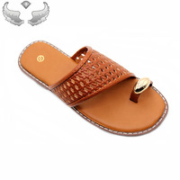 Sandales et pantoufles plates pour femmes, légères et respirantes, tendance et à la mode, nouvelle collection été, vente en gros de chaussures d'extérieur
