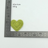 Patch à coudre en forme de cœur multicolore de 4,5 cm, imitation crochet fait main, pour vêtements, robes d'enfants, chapeaux, sacs, décoration de couture DIY