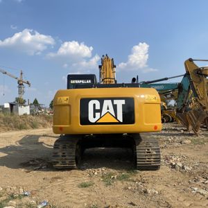 Escavatore Cingolato Usato Caterpillar 320D di Origine Giapponese, Modelli <span class=keywords><strong>Cat</strong></span> 320, 320DL, 320D2, 320C, 325D, 330, 336 in Vendita - Product Image 4