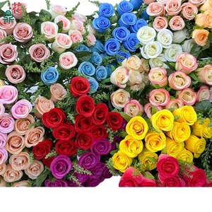 Ramo de Rosas Artificiales de Seda, 12 Piezas, Decoración Hecha a Mano para el Día de San Valentín, Tema Primaveral para Interiores - Product Image 1