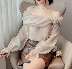 2024 nouvelle chemise en mousseline de soie française pour femmes col à fleurs 3D haut à une épaule - Product Image 6