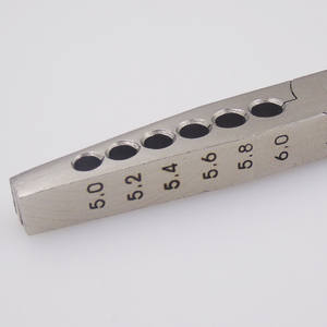 Pince à sertir rouge en acier au carbone pour bricolage Poignée en plastique souple à mâchoire dentelée OEM - Product Image 3