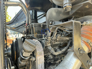 Chargeuse sur pneus Liugong 856H 862H d'occasion, 5 tonnes, avec moteur, pompe et boîte de vitesses, roulement et moteur, modèle 2024, à vendre - Product Image 4