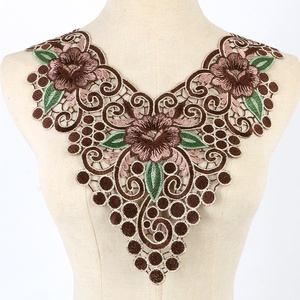 CB2684 1 Pezzo Colletto in Pizzo Floreale Ricamato, Decorazione per Collo, Applicazione per Cucito - Product Image 1
