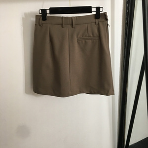 Nuova <span class=keywords><strong>Gonna</strong></span> Corta Plissettata da Donna con Logo in Pelle e Pantaloncini di Sicurezza Incorporati - Product Image 6