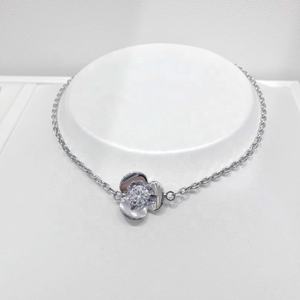 Pulsera de plata de ley 925 OEM con diseño de mariposa y flor para mujer, ajustable, elegante, chapada en oro, pulsera de cadena para la mano, pulseras de la amistad. - Product Image 2