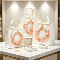 Sacs en papier et sacs fourre-tout personnalisés pour bijoux, montres et lunettes, parfaits pour colliers et bagues