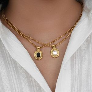 Collar de Acero Inoxidable para Mujer, Estilo INS 2022, Cadena de Clavícula Europea Americana con Zirconia, Chapado en Oro de 18K, Nuevo y Popular en Internet - Product Image 2