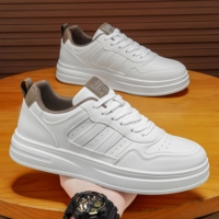 Chaussures de sport décontractées pour hommes, prix de gros, respirantes et polyvalentes, chaussures de skateboard, chaussures tendance et de haute qualité