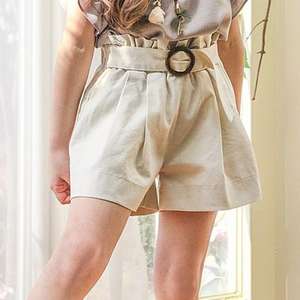 Pantalones Vaqueros Cortos de Moda China para Chicas, Estilo Drop Crotch - Product Image 1