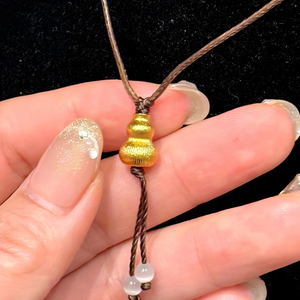 Collana con Ciondolo in Acciaio Inossidabile Placcato Oro K, Catena a Corda con Motivo Vegetale Minimalista, Regalo per Feste e Compleanni - Product Image 3