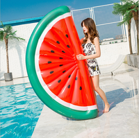 Grand matelas flottant gonflable en forme de tranche de pastèque en PVC, thème fruit, pour la piscine et le plaisir estival