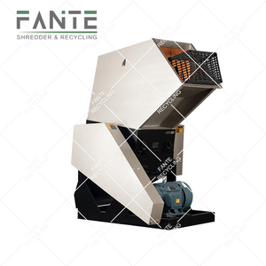 Conquérez vos plastiques les plus résistants avec notre broyeur robuste, construit pour dominer les blocs durs, les paniers, l'ABS automobile et le <span class=keywords><strong>film</strong></span> - Product Image 5