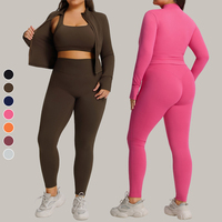 Ensemble de yoga 3 pièces grande taille avec soutien-gorge de sport à bretelles croisées, short froncé taille haute, respirant et extensible dans les quatre sens
