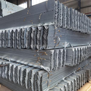 מעקה פלדה עמיד להגנה על כביש באזורים במהירות גבוהה מחוזקת הרכבת עם 1200 גרם/m2 ציפוי אבץ לשימוש בטוח - Product Image 6