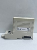 DT50-P1123 1047395 Sensor Jarak Menengah PNP NPN Dapat Diubah Menjadi Switchable untuk Sistem Konveyor Logistik Desain Blok Kompak