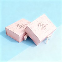 Boîtes cadeaux en papier de soie magnétique en gros, personnalisation du logo, boîtes de couleur rose pour emballage de parfum, boîtes de parfum avec ruban de soie