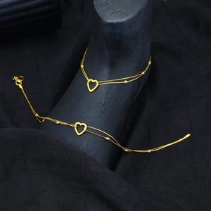 Chaîne de cheville en forme de cœur, bijou de mode élégant, chaîne de cheville délicate, bijou de pied stylé, accessoire cadeau romantique et raffiné - Product Image 2