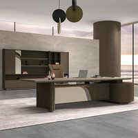 Le bureau de direction en bois modulaire en forme de L haut de gamme personnalisé présente des fonctions uniques et des tiroirs avec des lumières LED