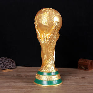 Vente en gros : Trophée de la <span class=keywords><strong>Coupe</strong></span> <span class=keywords><strong>du</strong></span> <span class=keywords><strong>Monde</strong></span> de Football 2026 Hercules, Articles commémoratifs pour supporters, Cadeaux et ornements de récompense - Product Image 4