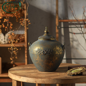 Jarrón de hierro Wabi Sabi con asa, acabado antiguo, contenedor decorativo para la entrada, decoración del hogar - Product Image 3