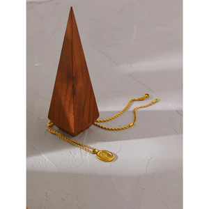 Collier pendentif en acier au titane de style rétro floral accessoire chrétien religieux à la mode avec chaîne à maillons cadeau de mariage - Product Image 1