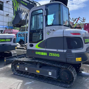 Excavatrice sur chenilles Zoomlion ZE60G, mini-excavatrice de 6 tonnes avec une puissance de 36,3 kW et une benne de 0,23 m³ - Product Image 1
