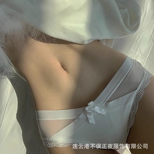 Braguitas eróticas sexys de encaje de malla, de talle bajo, cómodas y transpirables con entrepierna de algodón, transparentes con lazo para mujer. - Product Image 1