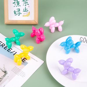 Ballon Chien Macaron Personnalisé Best-Seller à Presser - Jouet Anti-Stress Extensible en Caoutchouc Souple TPR à Rebond Lent - Product Image 4