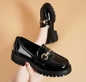 FLS073 sepatu loafer wanita kulit asli, sepatu hak tebal hitam sol tebal gaya Inggris lembut harga pabrik