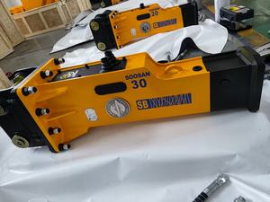 SB30 Nuevo Martillo Hidráulico con Caja de Engranajes, Rodamiento de 53mm, Diámetro de Cincel de 2.5-4.5 Toneladas, Apto para Construcción, 1 Año de Garantía - Product Image 2
