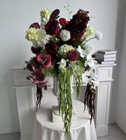 Boule de fleurs artificielles personnalisée PPS, couleur bordeaux et vert, arrangement floral coloré pour la décoration de table de mariage et d'événements