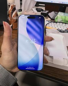 Para 17 Pro Max con LTE, idiomas español e inglés, pantalla OLED de 6.9 pulgadas y 120Hz para reuniones de oficina, escuela y ocasiones sociales - Product Image 1